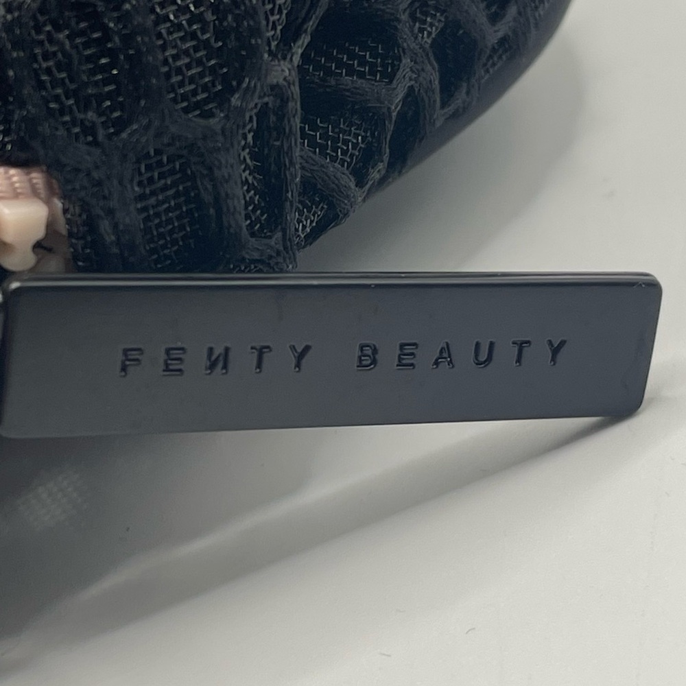 Fenty Beauty Black Mesh Makeup Bag with Pink Zipper - Picture 4 of 7